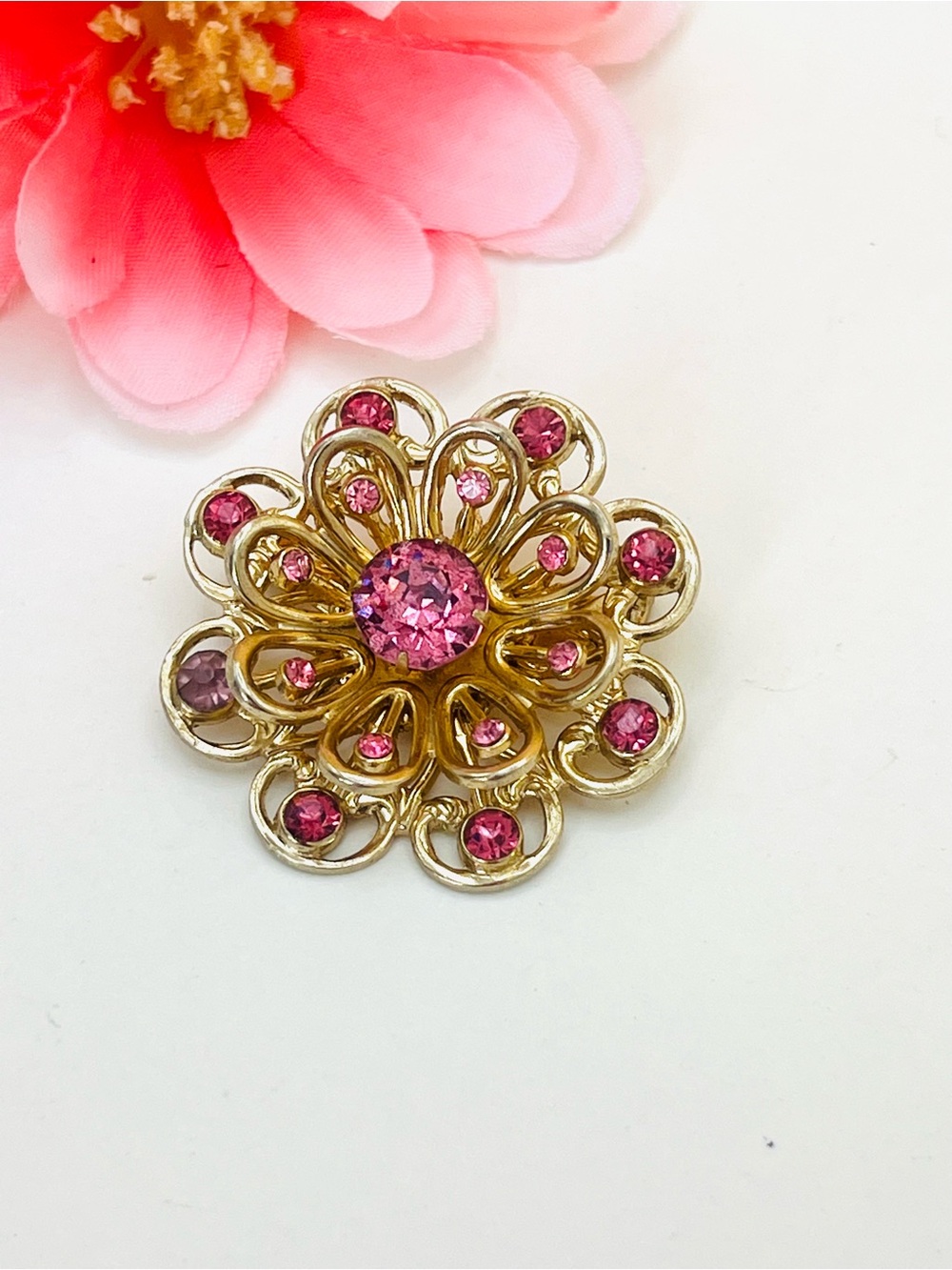 Vintage CORO Gold-Tone Pink Crystal Flower Brooch